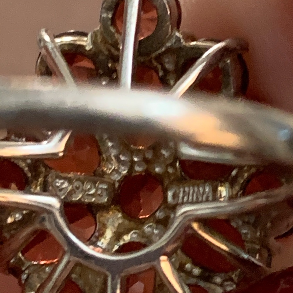 Beautiful genuine garnet ring in sterling silver - Picture 3 of 6